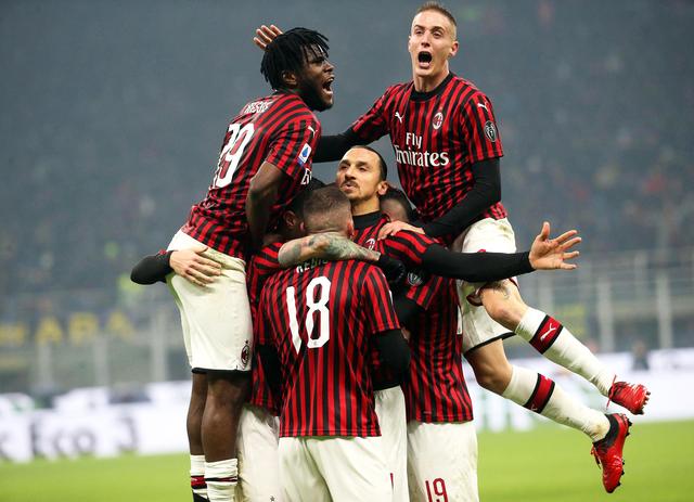 北看台率先 北看台率先