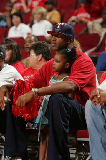 中场前提压 中场前提压